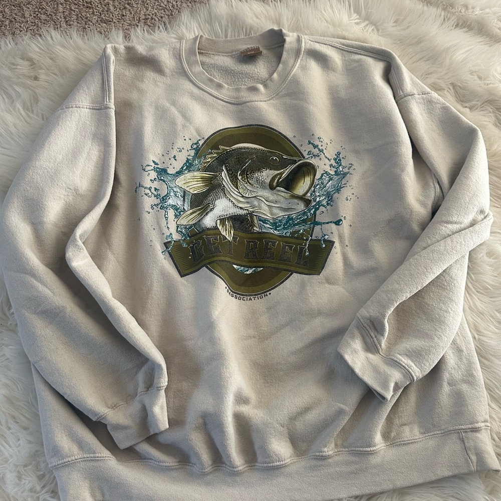 George Men's Fish Graphic Crewneck Sweater - Cream